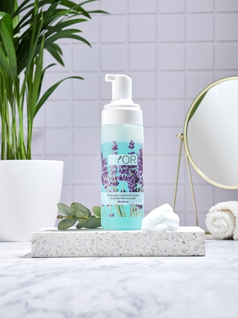 RYOR Aknestop foam cleanser with seaweed for problem skin