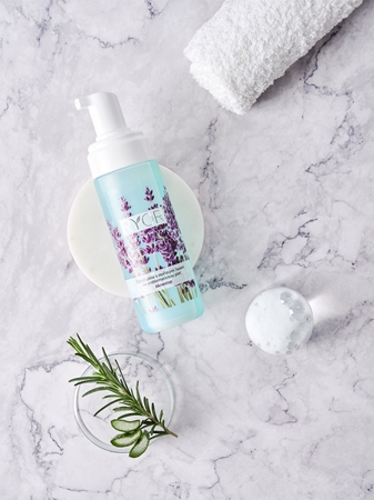 RYOR Aknestop foam cleanser with seaweed for problem skin