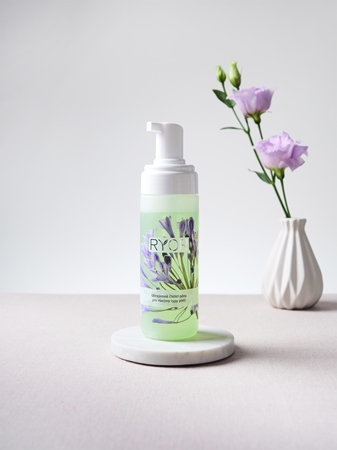 RYOR Cleansing And Tonization espuma de limpeza suave