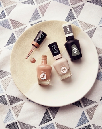 Sally Hansen Miracle Gel™ Gel Nail Varnish without UV/LED Sealing