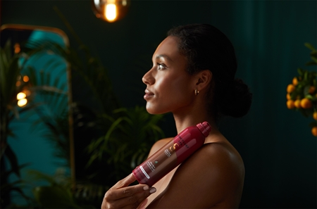 Sanctuary Spa Ruby Oud tusoló hab tápláló hatással