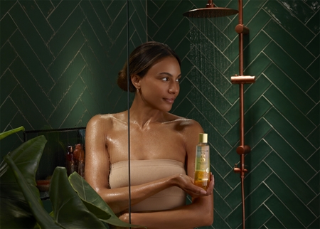 Sanctuary Spa Golden Sandalwood třífázový sprchový olej