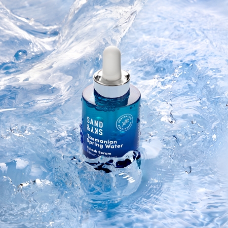 Sand & Sky Tasmanian Spring Water Splash Serum intensives, hydratisierendes Serum für das Gesicht