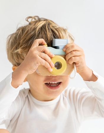 Saro Baby Wooden Camera фотоапарат з деревини