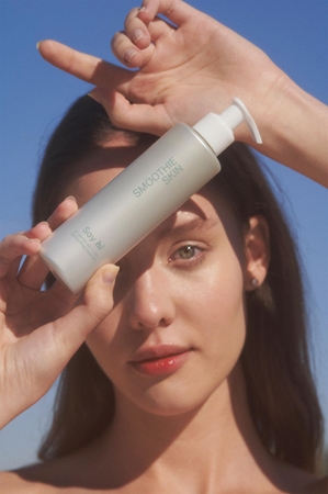 Say Hi Smoothie Skin makeup remover lotion with detoxifying effect