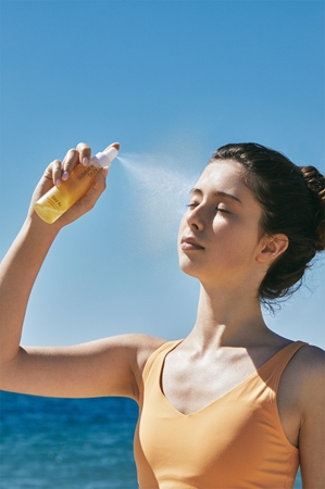 Say Hi Summer Skin Selbstbräuner-Sprühnebel mit feuchtigkeitsspendender Wirkung