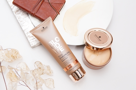 Schwarzkopf Professional Blondme champô sem sulfatos para tons loiros quentes