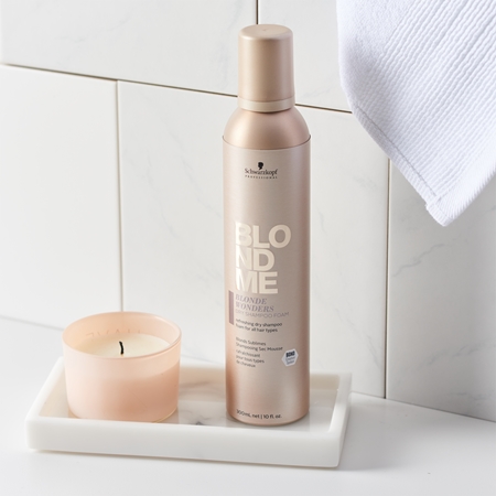 Schwarzkopf Professional Blondme Blonde Wonders Shampoo secco in schiuma per capelli biondi e con mèches