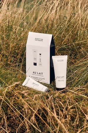 Scottish Fine Soaps Au Lait gift set for hands