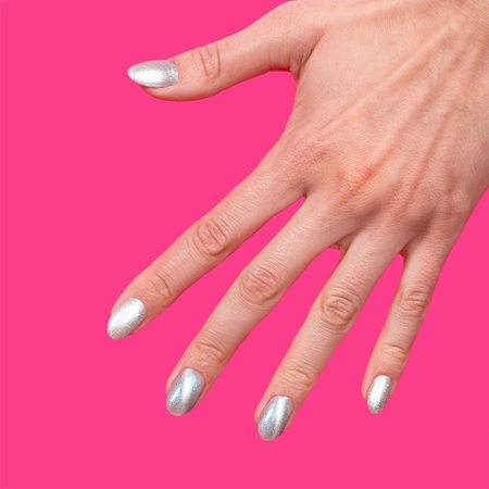 Semilac UV Hybrid Silk Effect gelový lak na nehty s použitím UV/LED lampy
