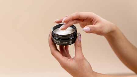Sendo Nourish Radiant Face Mask aufhellende Hautmaske für das Gesicht