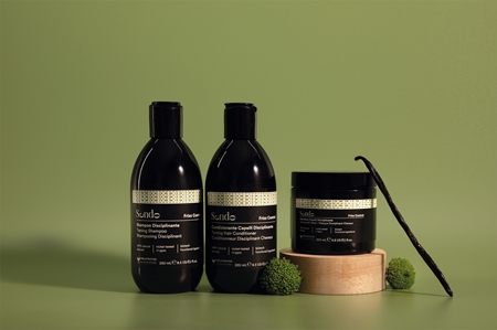 Sendo Frizz Contol Taming Shampoo shampooing lissant pour cheveux indisciplinés et frisottis