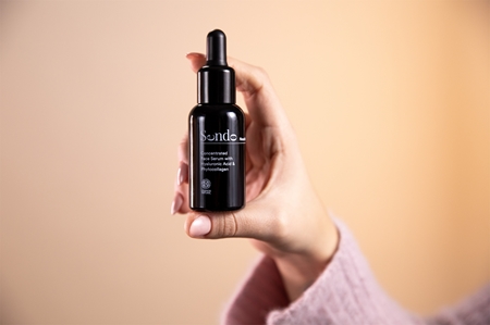 Sendo Nourish Concentrated Face Serum with Hyaluronic Acid & Phytocollagen koncentrát s kyselinou hyaluronovou a fytokolagenem
