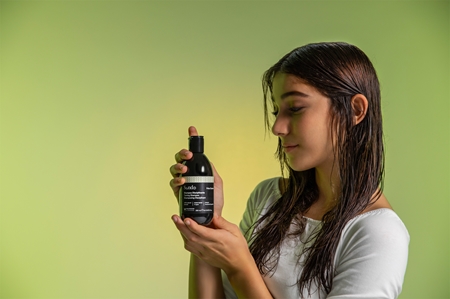 Sendo Frizz Contol Frizz Away Kit Gift Set for unruly and frizzy hair