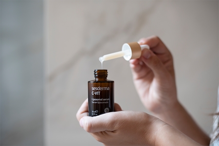 Sesderma C-Vit Liposomal Serum sérum illuminateur aux liposomes