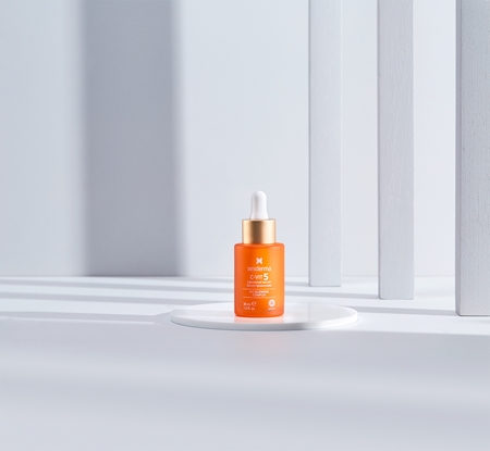 Sesderma C-Vit 5 lipozomální sérum pro rozjasnění pleti