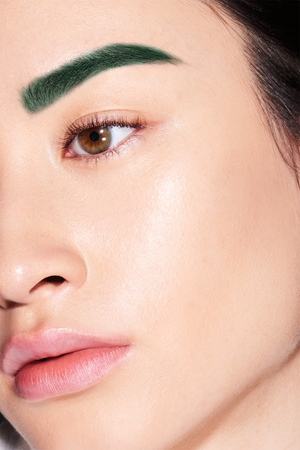 Shiseido Kajal InkArtist svinčnik za oči 4 v 1