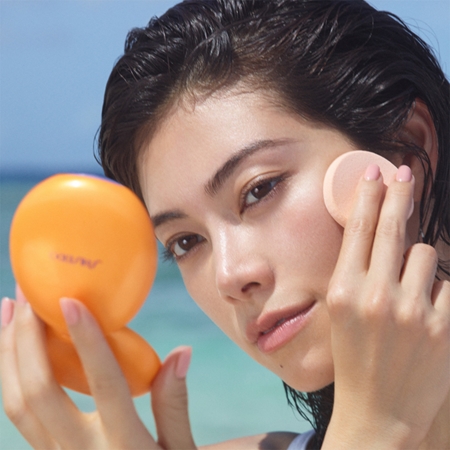 Shiseido Expert Sun Protector Tanning Compact Foundation SPF10 voděodolný kompaktní make-up plnitelný