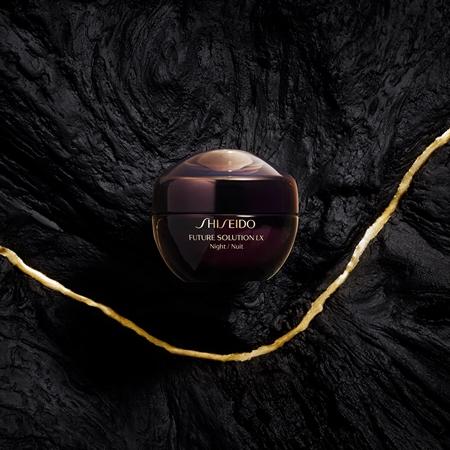 Shiseido Future Solution LX Total Regenerating Cream noční regenerační a protivráskový krém