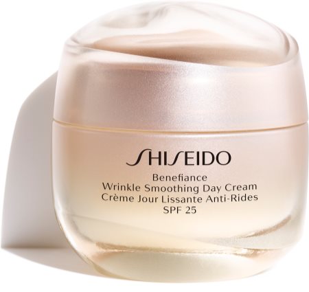 Shiseido Benefiance Wrinkle Smoothing Day Cream nappali krém a ráncok ellen SPF 25