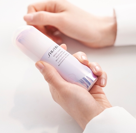 Shiseido White Lucent Illuminating Micro-Spot Serum zosvetľujúce korekčné sérum proti pigmentovým škvrnám