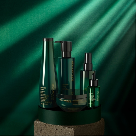 Shu Uemura Ultimate Reset olio rigenerante per capelli rovinati, trattati chimicamente