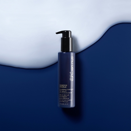 Shu Uemura Essence Absolue sérum de nuit pour cheveux