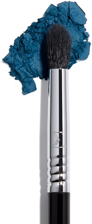 Sigma Beauty Eyes E45 eyeshadow brush