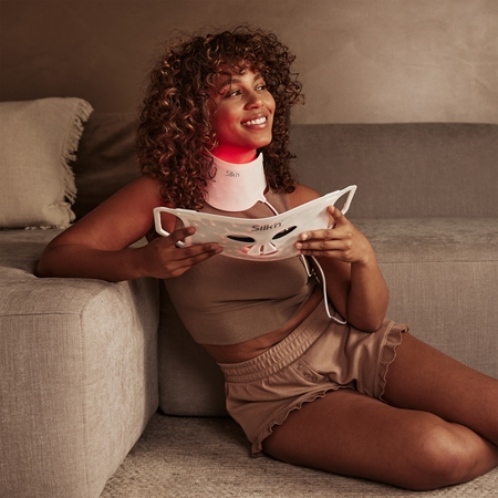 Silk'n LED Neck Mask ošetrujúca LED maska na krk a dekolt