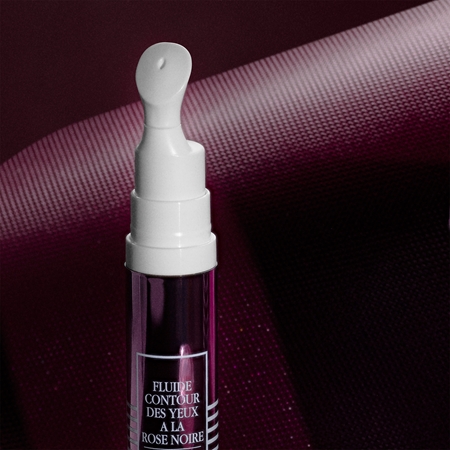 Sisley Black Rose Eye Contour Fluid fluide anti-rides illuminateur pour le contour des yeux avec effet revitalisant