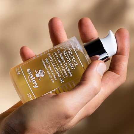 Sisley Gentle Cleansing Gel puhdistus- ja meikinpoistogeeli