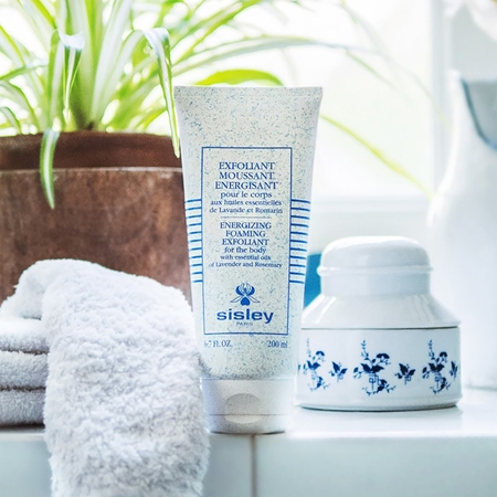 Sisley Exfoliants Pīlinga putas ķermenim