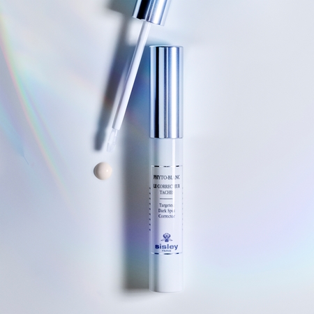 Sisley Intensive Dark Spot Corrector Vietējas iedarbības ādas kopšana pigmenta plankumu mazināšanai