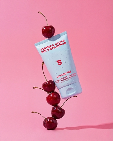 Sister's Aroma Body Spa Scrub Cherry Me Body Scrub