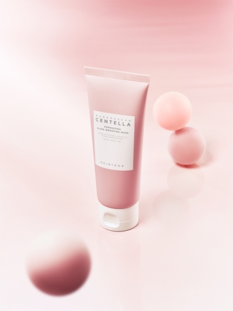 SKIN1004 Madagascar Centella Poremizing Glow Weapping Mask Mirdzuma maska ar nogludinošu un poras mazinošu efektu