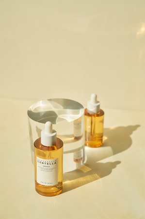 SKIN1004 Madagascar Centella Ampoule Moisturizing Serum to soothe and strengthen sensitive skin