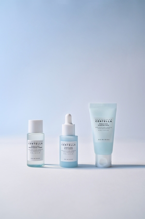 SKIN1004 Madagascar Centella Hyalu-Cica Brightening Toner lotion tonique exfoliante douce éclat et hydratation
