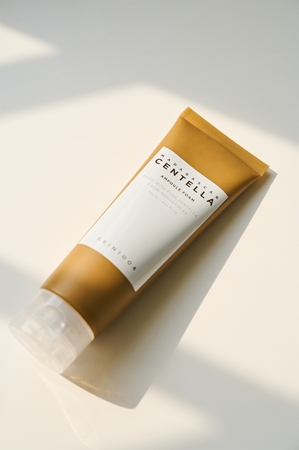 SKIN1004 Madagascar Centella Ampoule Foam κρεμώδης καθαριστικός αφρός για ευαίσθητη επιδερμίδα