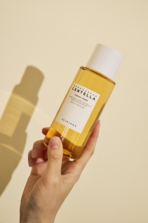 SKIN1004 Madagascar Centella Toning Toner απαλό απολεπιστικό τονωτικό για ευαίσθητη επιδερμίδα