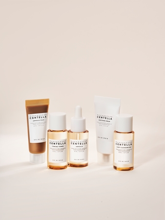 SKIN1004 Madagascar Centella Travel Kit Travel Set for sensitive and irritable skin