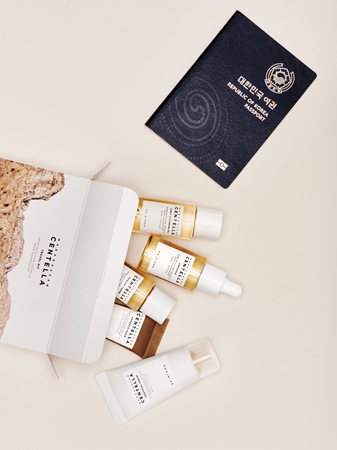 SKIN1004 Madagascar Centella Travel Kit Travel Set for sensitive and irritable skin