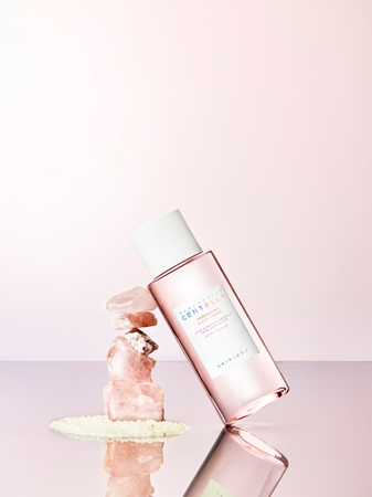 SKIN1004 Madagascar Centella Poremizing Clear Toner lotion tonique exfoliante douce pour lisser la peau et réduire les pores
