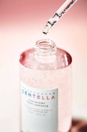 SKIN1004 Madagascar Centella Poremizing Fresh Ampoule sérum visage détoxifiant pour lisser la peau et réduire les pores