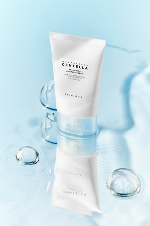 SKIN1004 Madagascar Centella Hyalu-Cica Moisture Cream crème hydratante en profondeur pour apaiser la peau