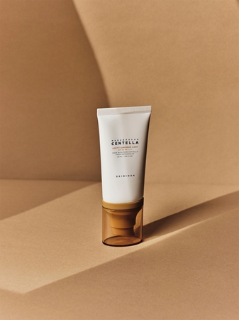 SKIN1004 Madagascar Centella Air-Fit Suncream Light fluide protecteur minéral visage SPF 30