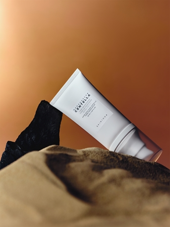 SKIN1004 Madagascar Centella Tone Brightening Tone-Up Sunscreen Fluide protecteur teinté pour visage pour une peau lumineuse