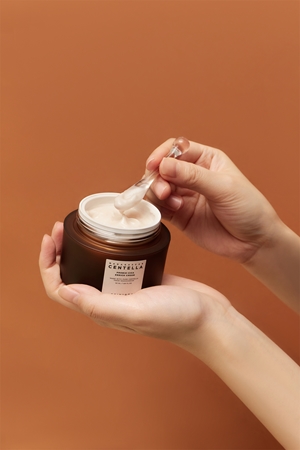 SKIN1004 Madagascar Centella Probio-Cica Enrich Cream crème hydratation intense pour apaiser la peau