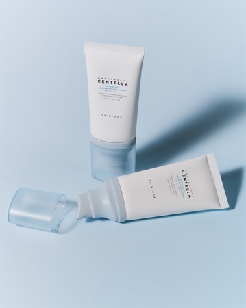 SKIN1004 Madagascar Centella Hyalu-Cica Water-Fit Sun Serum Twin Pack Protective Serum with moisturising effect DUO-PACK