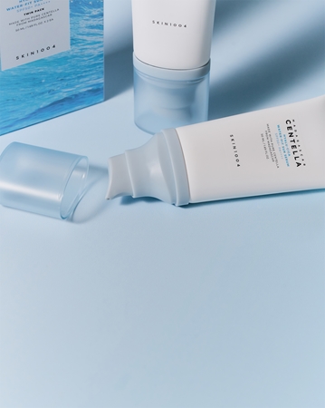 SKIN1004 Madagascar Centella Hyalu-Cica Water-Fit Sun Serum Twin Pack Protective Serum with moisturising effect DUO-PACK