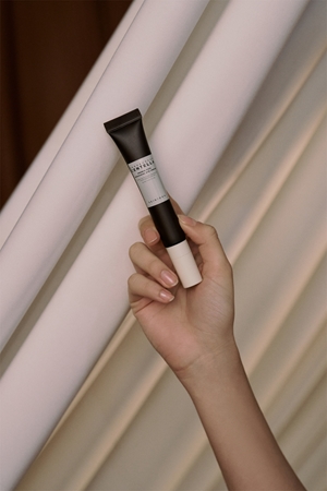 SKIN1004 Madagascar Centella Probio-Cica Bakuchiol Eye Cream paakių kremas nuo raukšlių raminamojo poveikio